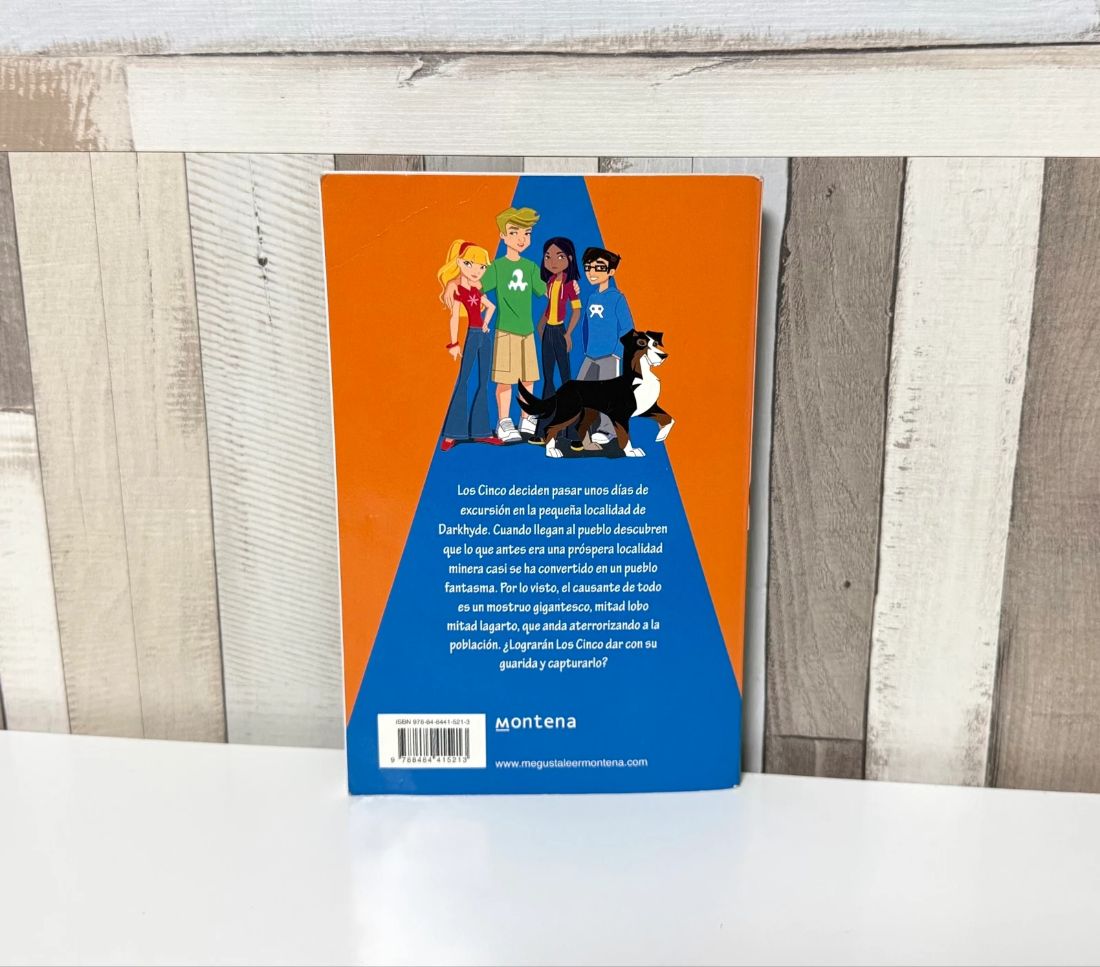 Libro Un monstruo anda suelto – photo 2
